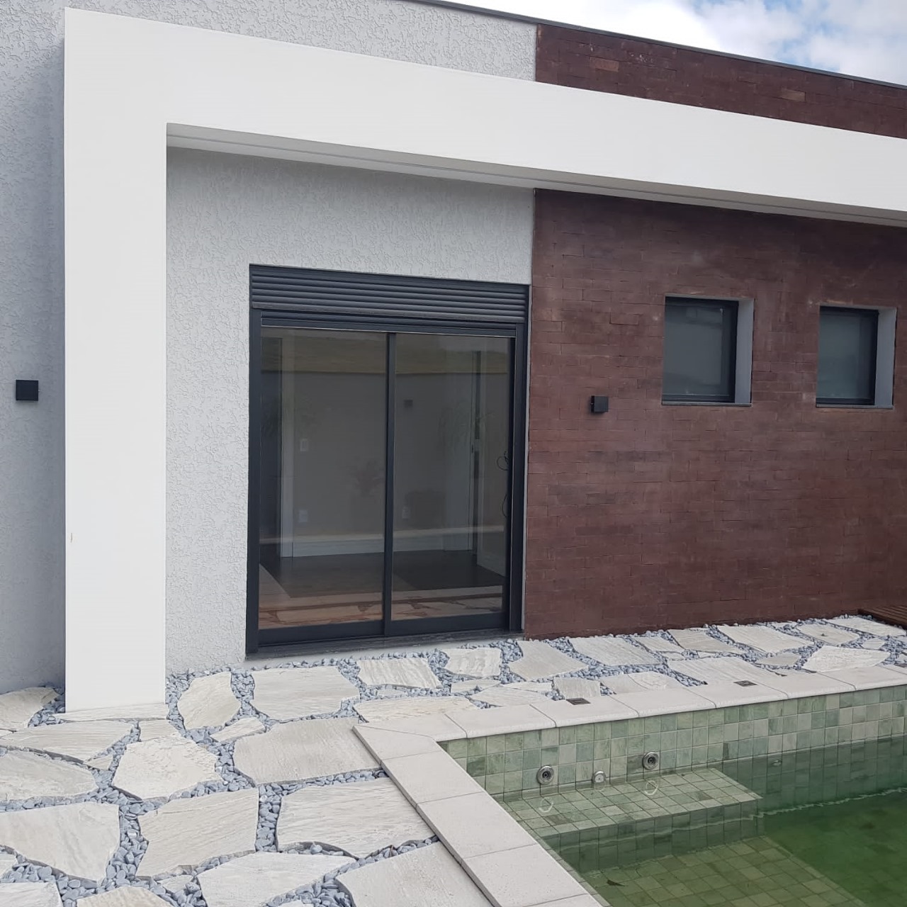 WhatsApp Image 2023-11-26 at 13.45.32 (2) CA0001 – CASA TÉRREA A VENDA, NO RESIDENCIAL BOUGANVILE, SOROCABA SP