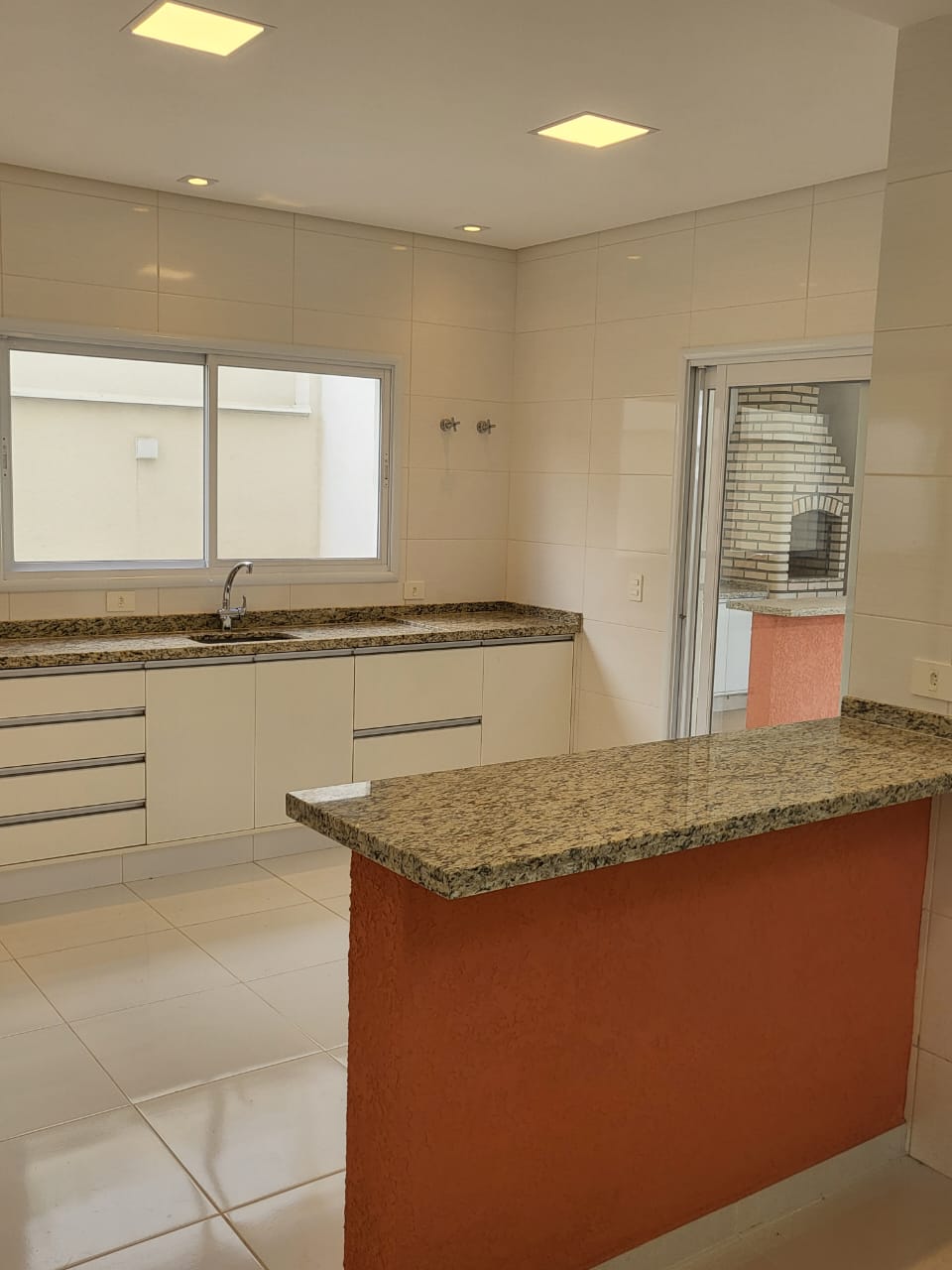 SO0002 – SOBRADO – CONDOMÍNIO CHÁCARA ONDINA – SOROCABA