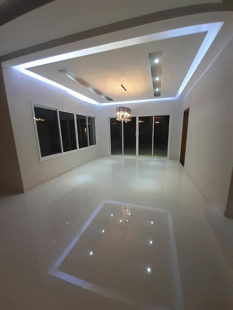 SO0037 – Sobrado Residencial / Alphaville Nova Esplanada I